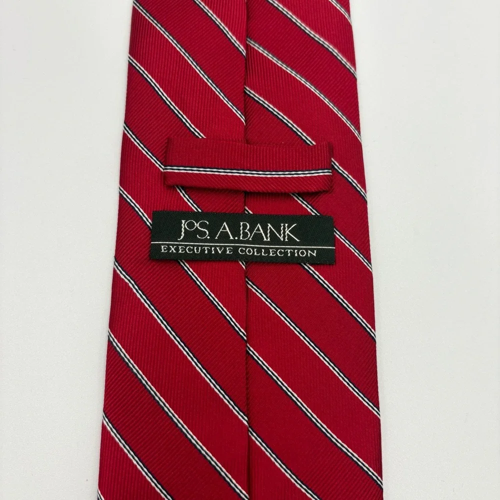 Jos A. Bank Men's Rep Neck Tie Red‎ Stripes Silk 3.5